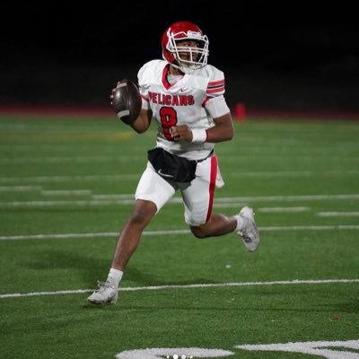 Klamath Union Highschool (OR)| ’24| 6’0 185|QB| 541-513-1892 Email:lamarcuellar1@gmail.com Coaches Contact: 925-766-4552 pse1430@gmail.com