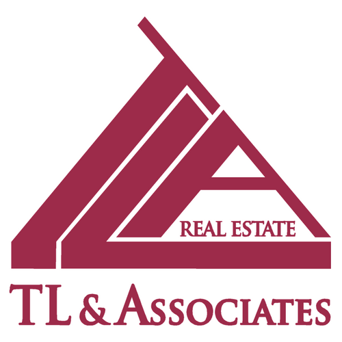 Long time resident of Ramona, CA and survivor of the Cedar Fire. Broker/Owner of TL & Associates Real Estate in Ramona, CA.