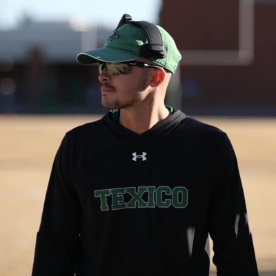 •WR’s / DB’s Coach at Texico High School• •2023 State Champions• •Former Collegiate Quarterback• •Masters in Sports Administration• #NothinTougher