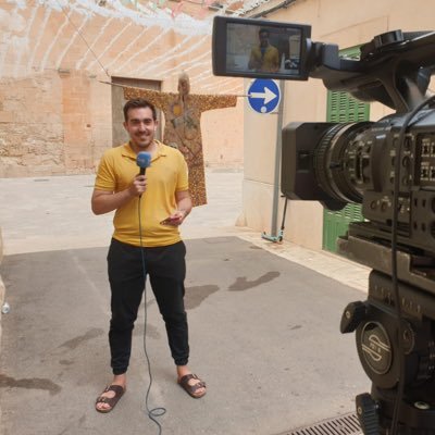 Amante pasajero. Periodista e internacionalista. He aprendido en @copemallorca, @atresmediacom y @rtvenoticias. Ara, a @RTVEBalears