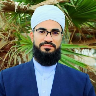 قاری بینالمللی قرآن کریم/ نویسنده/ شاعر و منشد/ مدرس دارالعلوم مکی زاهدان/ مسئول دفتر تجوید و حفظ دارالعلوم مکی زاهدان