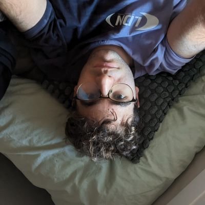 TooManyAI's profile picture. :)