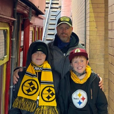 A Husband, Father, Veteran, Career Professional , stocks  and crypto investor and Lifelong Pittsburgh Steelers Fan!