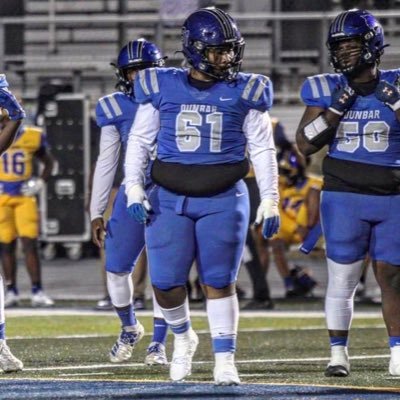 Kymoni Moore• GPA 3.6 •C/O 25’• D-Line(NG) (O-Line OG/OT)•5’10•280lbs•student 👨🏾‍🎓athlete🏈💪🏾 EMAIL-Moorekymoni029@gmail.com ) phone number-8179415488