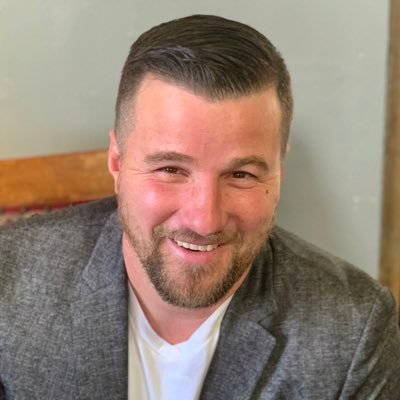 Founder of The Champion Entrepreneur Mastermind groups, The Champion Entrepreneur Podcast, accountability coach, speaker, Loves God, Loves wife and family.