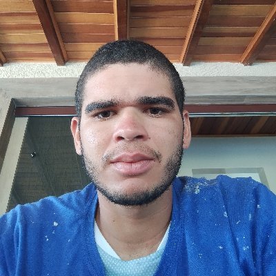 Tansjs215806's profile picture. 