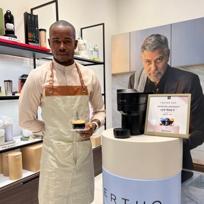 am me and I wont change for anyone✌ Talibé Bamba tei Beug Bamba ✌ Jeune entrepreneur actuel Coffee Spécialiste chez Nespesso
