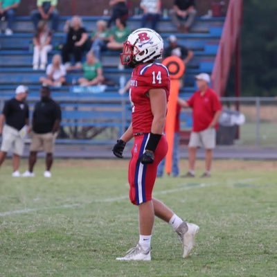 Riverfield Academy ‘25// 5’10” 175 lbs// FS/WLB/WR// 2023 MAIS Future Select// 2023 MAIS 3A District Defensive MVP// Email:traelong24@gmail.com