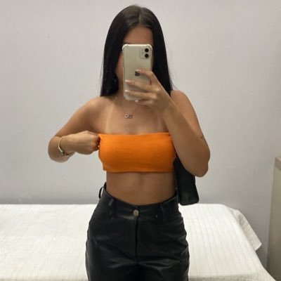 adudinhasz's profile picture. eu sendo descupada