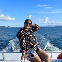 Navsimran Kaur (@simrandhall97) 's Twitter Profile