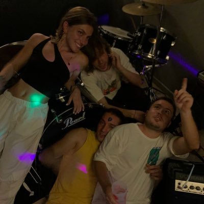 Grup de pop-brou de la famosa escena nord-mallorquina.
salsespopbrou@gmail.com
https://t.co/qFlvlZBWyj…