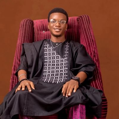 President, Nigerian Universities Engineering Students' Association-FUTA || Future Philanthropist || Art Enthusiast || Student Politician || Man. United♥️