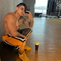 Daniel Zea (@dzea03) 's Twitter Profile