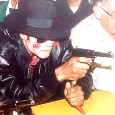 Perfil dedicado à vida e à memória do Rei das Casadas Michael Jackson • ADM¹ 🤓 @luukitoS2 ADM² 🤌 @SirCartier2323
