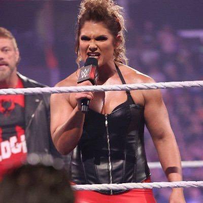 WWE PROFESSIONAL WRESTLER NETWORK   BETH PHOENIX (FANS)