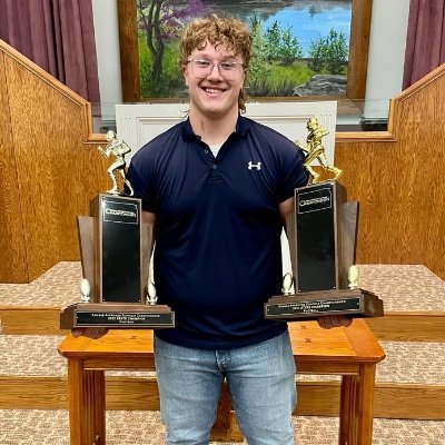 c/o ‘24
DE-OL/RB
#72
5’11”-245
3.81 GPA 
Manhattan Eagles, Kansas
2x State Champ ‘22, ‘23
2x-1st Team All-Conf DE
✉️willnobles70@yahoo.com
@willnobles70