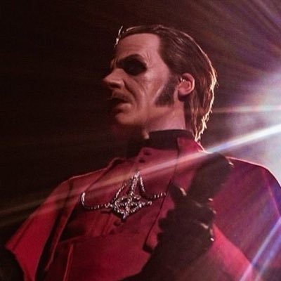 I’M NUMBER ONE, YOU’RE NUMBER TWO @cypressjustaguy || papa emeritus iv hate page