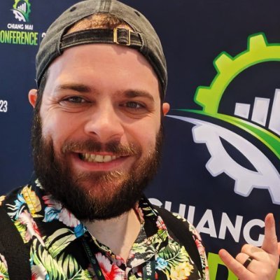 Project Manager at LeadSpring.
SEO Nerd ⇆ Addicted to AI
📈 Ranking websites since 2013.
🦾 Engineering prompts since 2022.