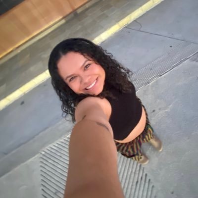 jimenez_sammie's profile picture. twitter be mad confusing :((