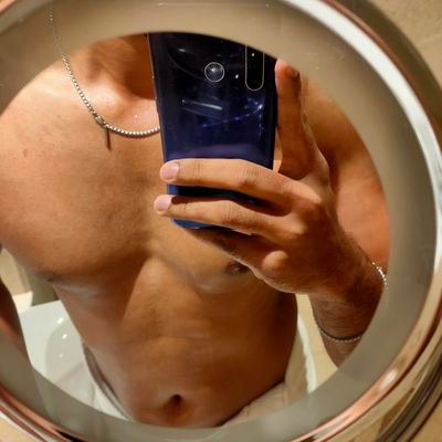 StalinMoon's profile picture. Mallu in Abu Dhabi, UAE🇦🇪.