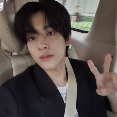 baby_bluekx's profile picture. 