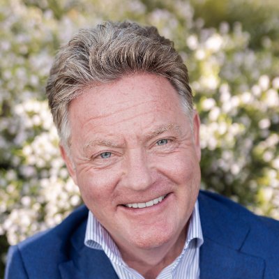 Serial Entrepreneur & NYT Best Selling Author.
Started a company with $200 and sold it for $105 Million.
I help people achieve Success with Balance.