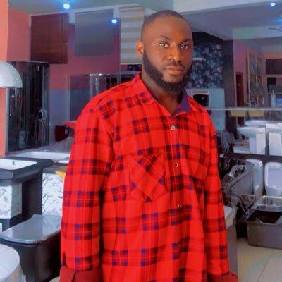 Clinton680260's profile picture. 