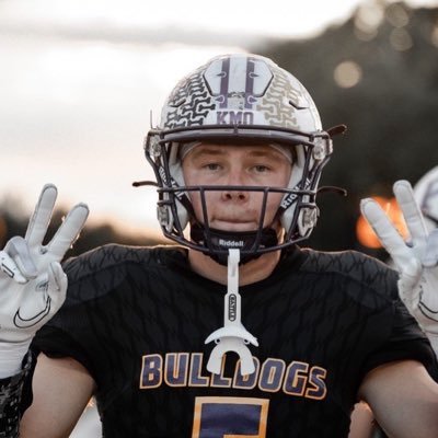 Kearney 2024 | WR 6’0 190 | 3.1 GPA | Clean 350 | Bench 295 | Squat 390 | Shuttle 4.11 | VJ 35.8 | 40 4.7 | jacobscohen05@gmail.com | 816-642-4650 |