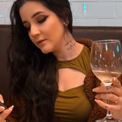 catladyboss_'s profile picture. I’m a normal cat lady. You are the crazy people person.