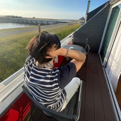 ROM__purogrom's profile picture. 以前はサレタガワのブルーでしたが今は再婚ハッピーで埋め尽くしてます。IPA FE AP/AWS CLF DVA SAA 駆け出しすぎて早三年、ルームランナーエンジニア JS / vbscript / ピソン勉強中 分割キーボードに興味が爆上げ TOEIC460 フォロバ率53万