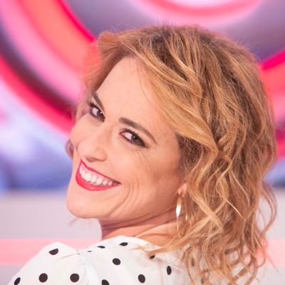 Conferenciante y Formadora @BCCSpeakers
Doctora en Comunicación e impulsora de @mundovalientes ✌️
📺 En @emprendeTVE
📚 Atrapachispas, MDV, Un café con Chan