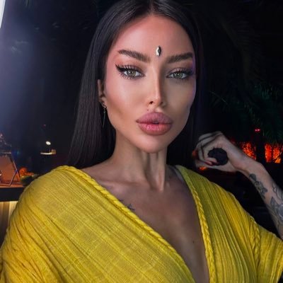 Blogger, celebrity from Ukraine. Ukrainian Kardashian Alena Omovych