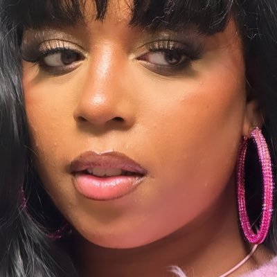 hausofsyy Profile Picture