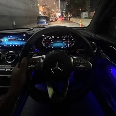 dnshqm_'s profile picture. All about MONEY 💸