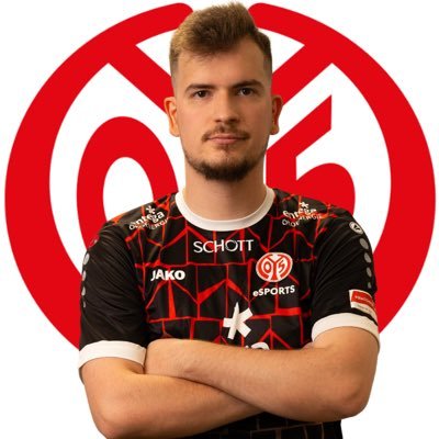 EAFC Pro Player for @mainz05esports | 26 | managed by @kingesports__ | TOP 8 FeCWC 2021 | TOP 24 eCL 2022