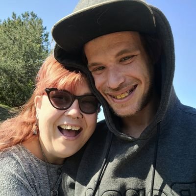 crzybistitchual's profile picture. Outlander. - CPTSD BPD ADHD - Sunshine & curse words. So many curse words... Minecraft, friendos, dreams & delirium 💙🧡 https://t.co/rcQ1dPxXnV