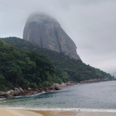 Prestando serviço ajudando ao morador do Estado do Rio de Janeiro a se atualizar sobre as condições do Tempo e Clima.