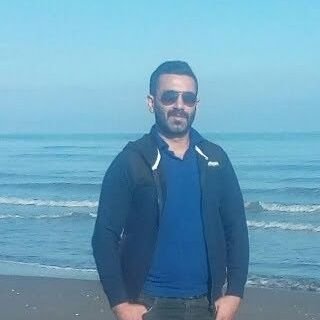 /بگذار بگویند بدم خوش باشند،/پشت سر حرف زدن دلخوشیه ترسوهاست./