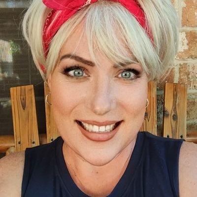 OMGitsjustKerri's profile picture. Just a kind, smart, funny mama who loves intelligent convos, arguing w MAGAts on X 😂, and seeing the beauty in everyday life. #LiberalAF #VoteBlue #FuckTrump