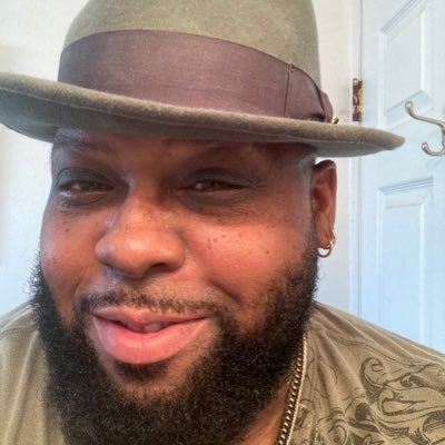 DearMr_Darsey's profile picture. Renaissance Man