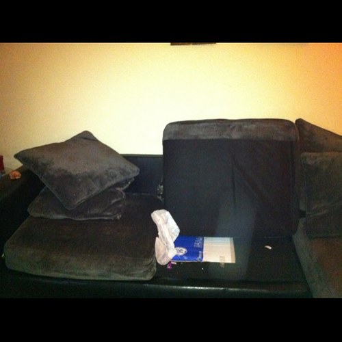 TheDUMP_sucks's profile picture. Everybody should know about the low quality of furniture & customer service at THE DUMP. Don't make the same mistake I did when I purchased furniture from them.