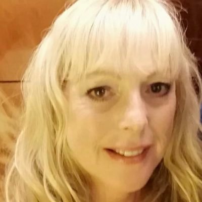 Intuitive fun loving 🥰 blogger. spiritual medium, Master Healer and YouTuber