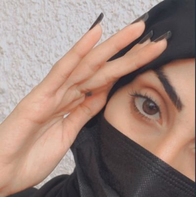 Queen_Sakora's profile picture. your head's crown