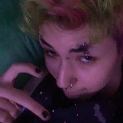 your favourite irl cryptid | ineffable idiocy + chronicle of chaos | also an aspiring writer + visual artist | he/they | i eat all genders.