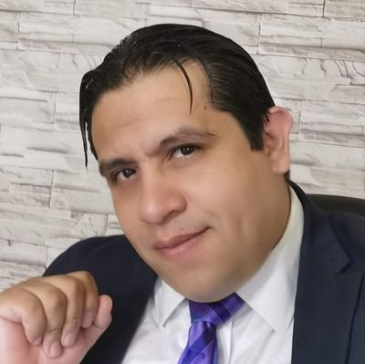 Auditor, Consultor, Especialista en Contabilidad Electrónica y CFDI, Gamer, Futbolista (Americanista), Geek, Expositor, Docente, Filosofía de vida. SER FELIZ.