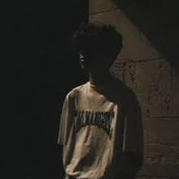 b. (@aqw1r) Twitter profile photo