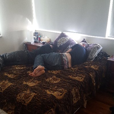 lucky_cloud969's profile picture. Here to get loose and stay hard.

Not me but if it is you holla and I will do something about it.

Stay horny cunts.