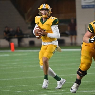 6’4 210 QB @NMU_Football