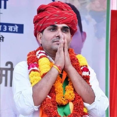 दुनियां म टोर स न्यारी,हुक्का और खाटा की, रोला चौधर का चाले, चौधर स जाटा की 💪