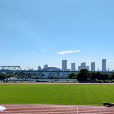 陸上　短距離専門

PB

100m　11.87（+0.3）
200m   24.33(+1.5)
1500m 5.14.34